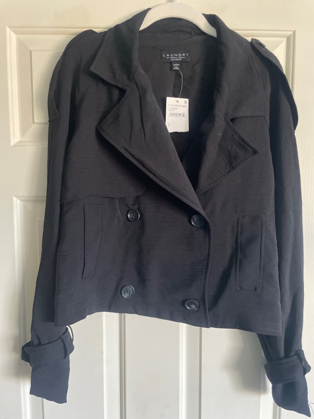 New with tags Laundry by Sheli Segal Cropped trench coat size small